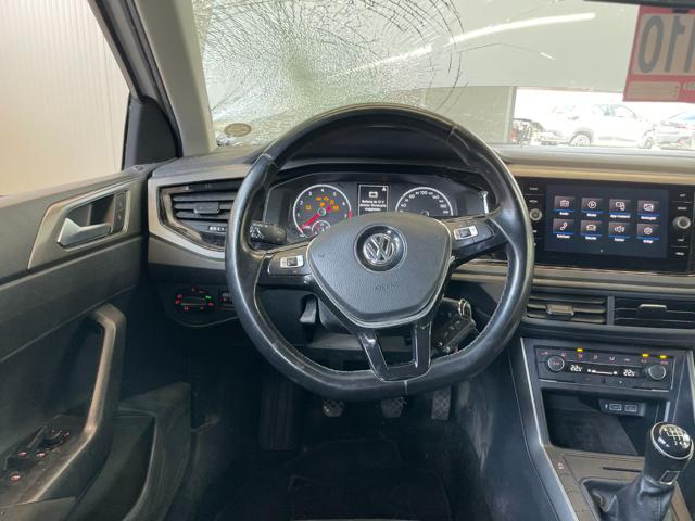 VOLKSWAGEN Polo usata, con USB