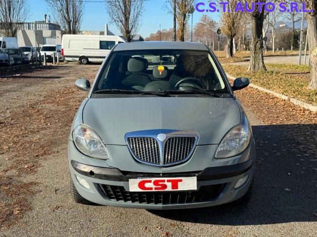 LANCIA Ypsilon usata, con Airbag