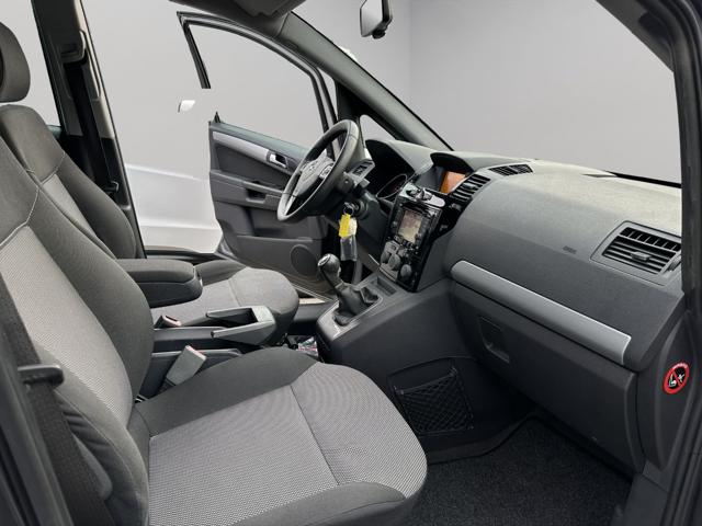 OPEL Zafira usata, con Fendinebbia