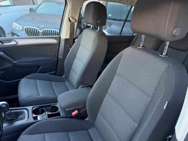 VOLKSWAGEN Touran usata, con Chiusura centralizzata