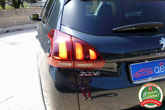 PEUGEOT 2008 usata, con Isofix