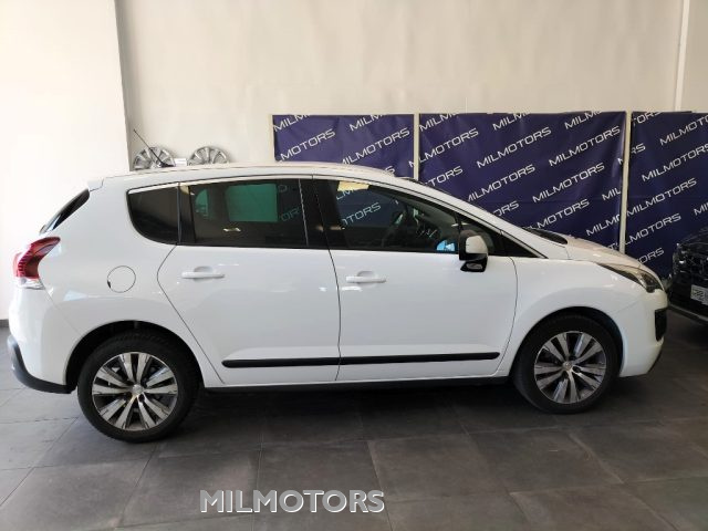 PEUGEOT 3008 usata, con Autoradio