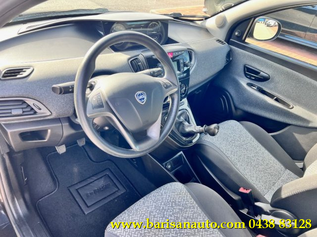 LANCIA Ypsilon usata, con ESP
