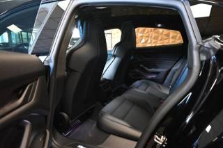 PORSCHE Taycan usata 11