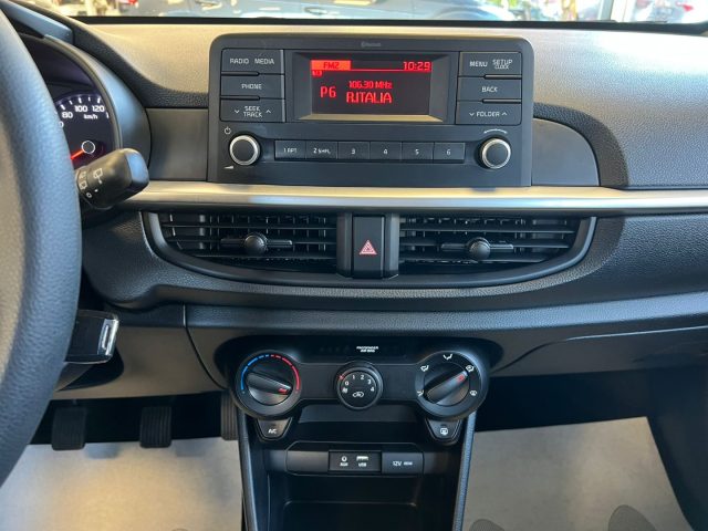 KIA Picanto usata, con USB