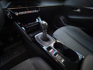 PEUGEOT 208 usata, con Sensori di parcheggio anteriori