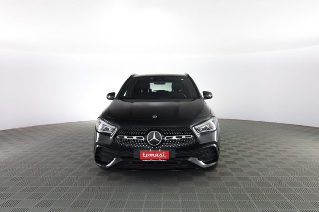 MERCEDES-BENZ CLA usata 0