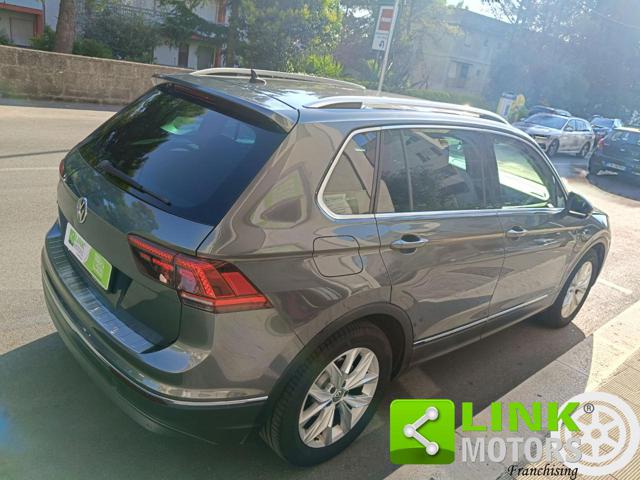 VOLKSWAGEN Tiguan usata, con Luci diurne