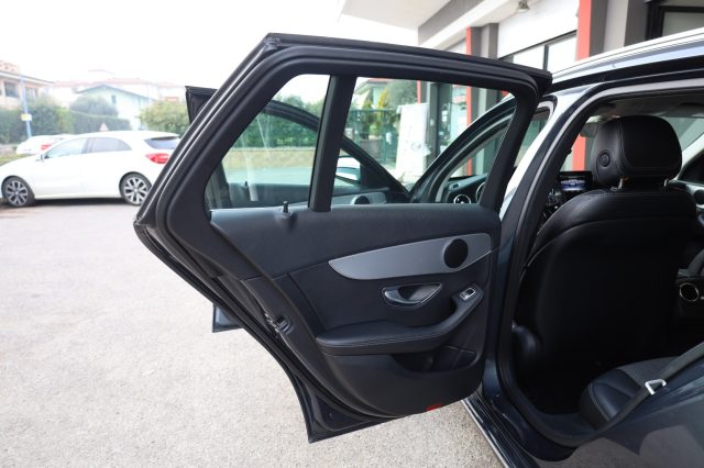 MERCEDES-BENZ C 200 usata, con Pneumatici da neve