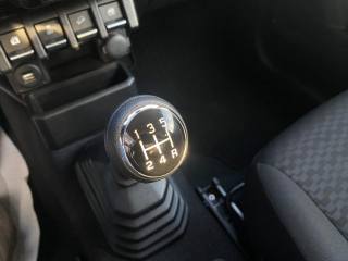 SUZUKI Jimny usata, con Autoradio