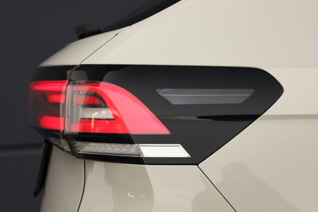 VOLKSWAGEN Taigo usata, con Touch screen