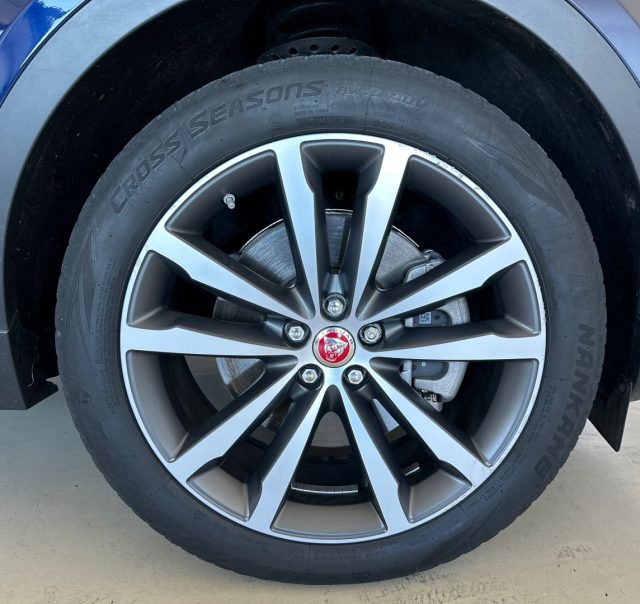 JAGUAR E-Pace usata, con Controllo trazione