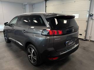 PEUGEOT 5008 usata, con Airbag Passeggero