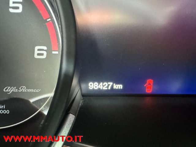 ALFA ROMEO Stelvio usata, con Fari Xenon