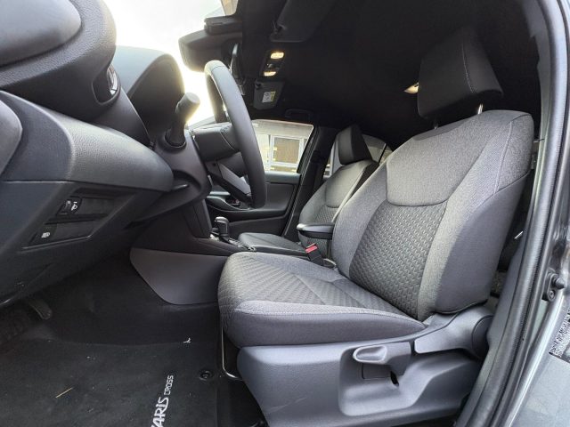 TOYOTA Yaris Cross usata, con Fari LED