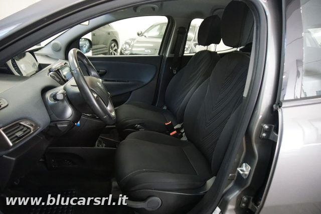 LANCIA Ypsilon usata, con Chiusura centralizzata