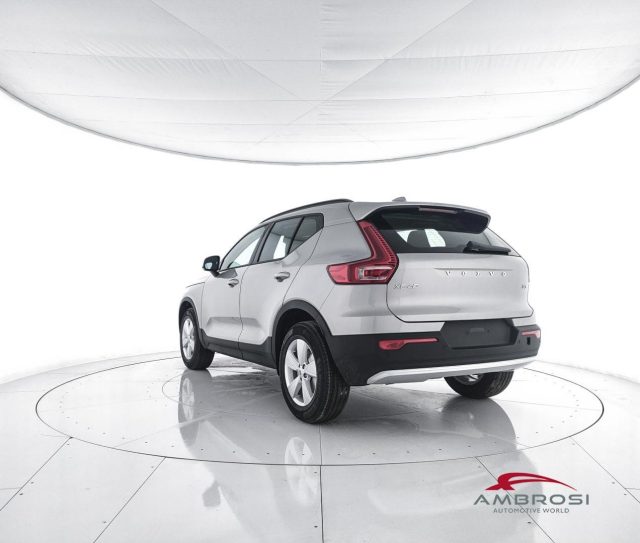 VOLVO XC40 usata 3