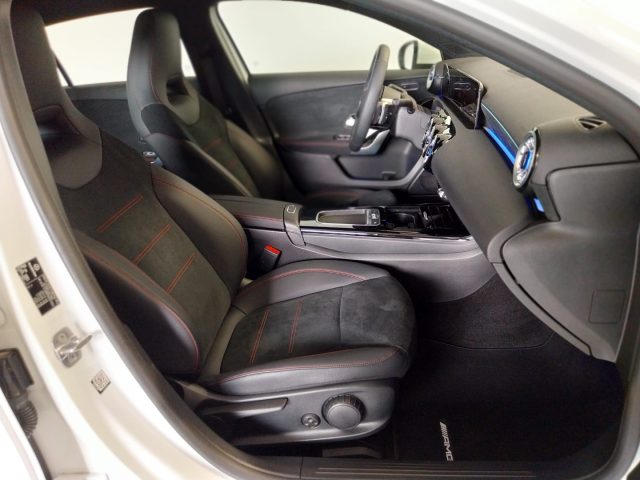 MERCEDES-BENZ A 200 usata, con Fari LED