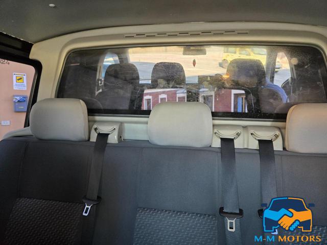VOLKSWAGEN Transporter usata 22
