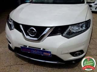 NISSAN X-Trail usata, con Specchietti laterali elettrici
