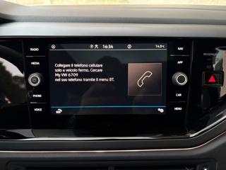 VOLKSWAGEN Taigo usata, con Leve al volante