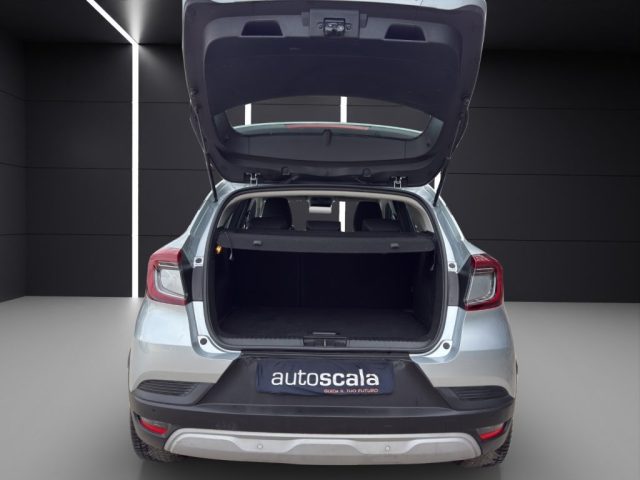 RENAULT Captur usata, con Frenata d