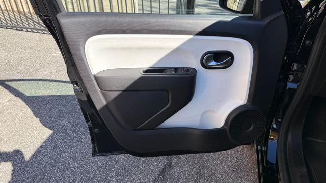 RENAULT Twingo usata, con Touch screen
