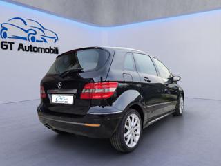 MERCEDES-BENZ B 150 usata, con Autoradio