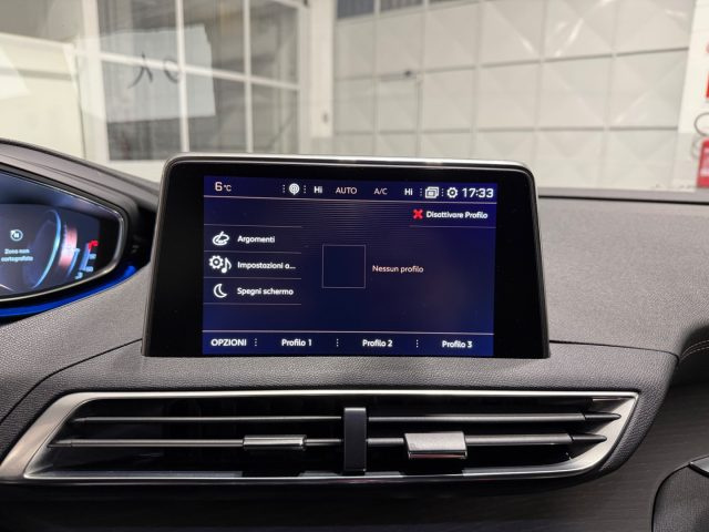 PEUGEOT 3008 usata, con Sensori di parcheggio posteriori