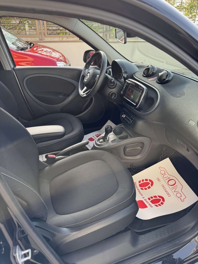 SMART ForFour usata, con USB
