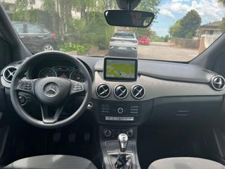 MERCEDES-BENZ B 180 usata, con Climatizzatore