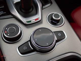 ALFA ROMEO Stelvio usata, con Sensore di luce