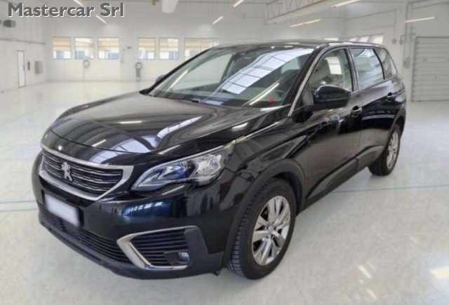 PEUGEOT 5008 usata, con Airbag