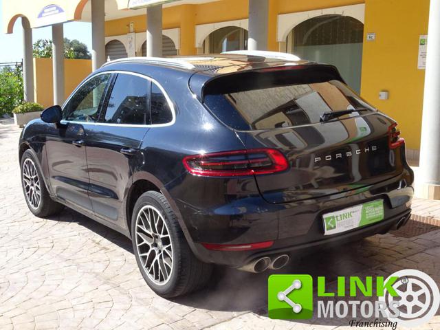 PORSCHE Macan usata, con Autoradio