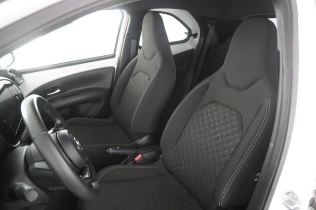 TOYOTA Aygo X usata 2