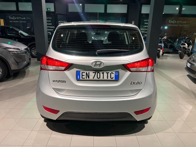 HYUNDAI iX20 usata, con Alzacristalli elettrici