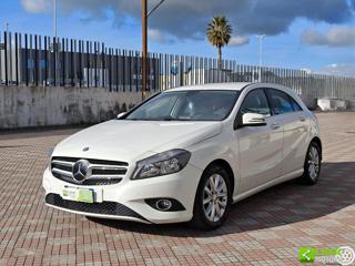 MERCEDES-BENZ A 180 CDI Premium