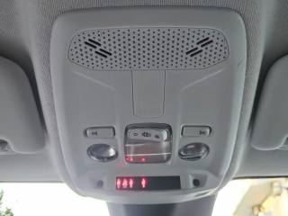 PEUGEOT 208 usata, con Volante in pelle