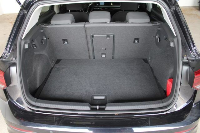 VOLKSWAGEN Golf usata, con Fendinebbia