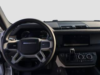 LAND ROVER Defender usata 9