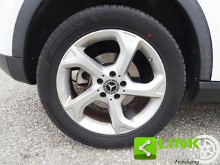 MERCEDES-BENZ GLA 180 usata, con Airbag testa