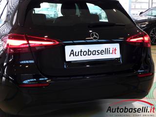 MERCEDES-BENZ A 180 usata, con Volante multifunzione