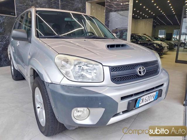 TOYOTA RAV 4 MY23 usata, con Airbag laterali
