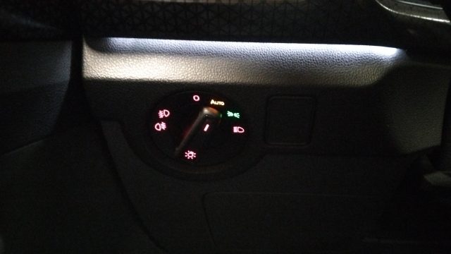 VOLKSWAGEN T-Cross usata 26