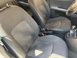 HYUNDAI i10 usata 11