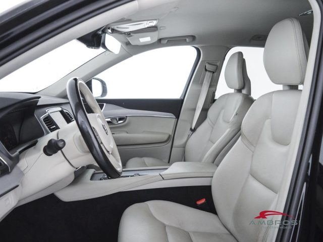 VOLVO XC90 usata 8