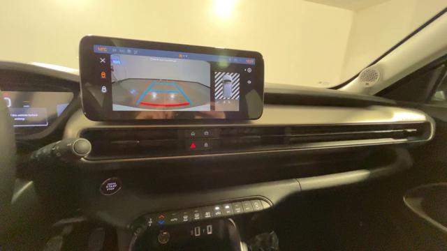 JEEP Avenger usata, con USB