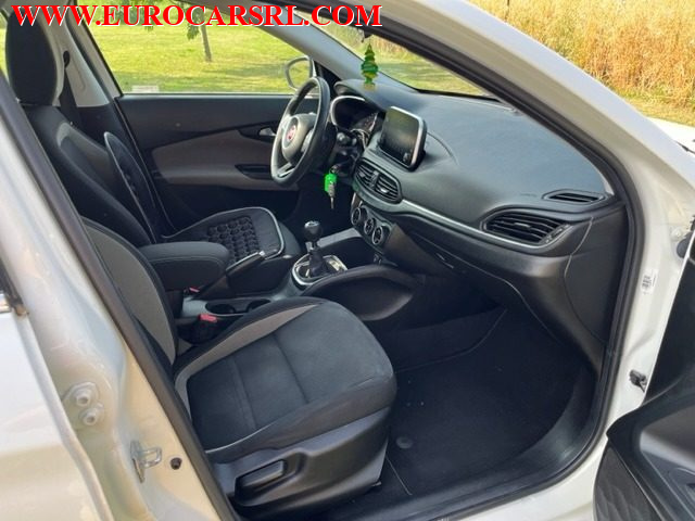 FIAT Tipo usata, con Sensori di parcheggio posteriori
