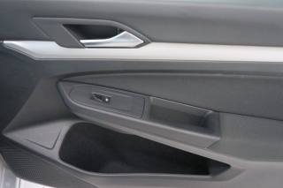VOLKSWAGEN Golf usata, con Airbag testa