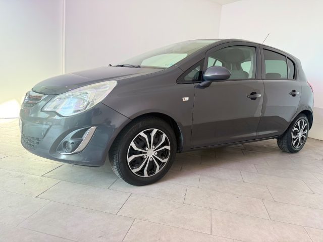 OPEL Corsa usata 1
